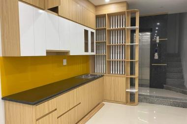 Bán nhà phân lô phố Trường Chinh 50m 7 tầng thang máy