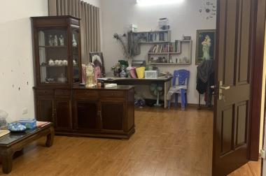 GIA ĐÌNH CHUYỂN SANG MỸ ĐÌNH, BÁN GẤP NHÀ MẶT PHỐ, 48M*5T, 18.5 TỶ. LH: 0825920555.