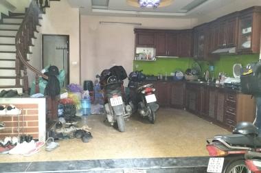 BÁN NHÀ PHỐ QUAN NHÂN THANH XUÂN, DT 50M, 4T, MT5,6M, GIÁ 5,2 TỶ