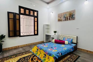NHÀ MỚI ĐẸP GẦN PHỐ, Ô TÔ ĐỖ CỬA, 4T 40M2 4PN GIÁ CHỈ 3 TỶ. LH 0379283456