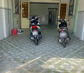 Cần bán gấp và rất gấp căn nhà mặt tiền tỉnh lộ 818.