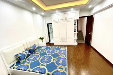 Bán nhà phân lô ngõ 180 Hoàng Quốc Việt 45m2x6T, kinh doanh-Ôtô, giá 7,5 tỷ  