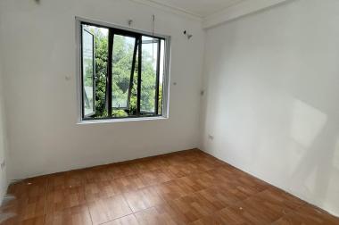 Bán Ngay Nhà Bắc Cầu, Ngọc Thụy, Long Biên 4T, 40m2 chỉ 2,35 tỷ (ô tô đỗ cửa)