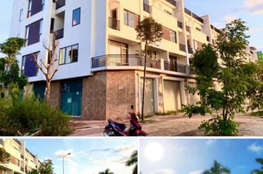 Cần nhượng lại căn nhà đầu ve mặt đường CSEDP 5 tầng đã có bìa đỏ