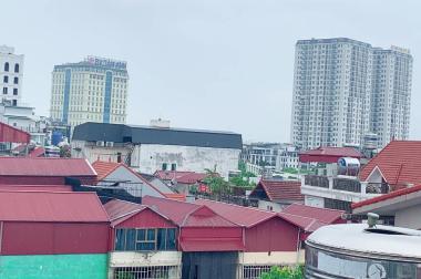 Quá Hiếm, Bán nhà Nguyễn Văn Cừ, 86m2 x 7 tầng, THANG MÁY, Ngõ THÔNG, Ô TÔ