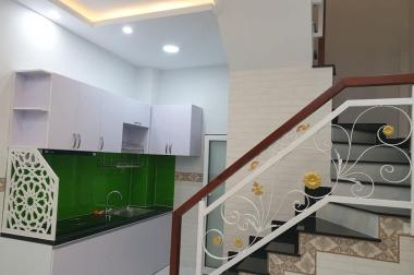 Cần thanh lý gấp căn nhà HXH 7m siêu Vip. Đường Cao Thắng, P3, Q3. Giá 4 tỷ 950. Sổ riêng.