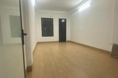 Bán nhà Phạm Văn Đồng– Xuân Đỉnh: sát phố, oto tránh đỗ, kinh doanh. 40m2x4T Giá: 6.6 tỷ