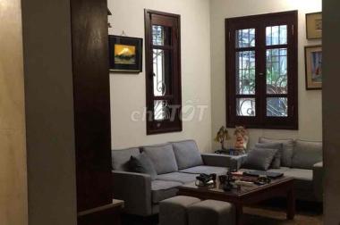 Chính chủ cho thuê nhà biệt thự tại ngõ 2 Trần Kim Xuyến, ĐTM Yên Hoà, Cầu Giấy, Hà Nội.