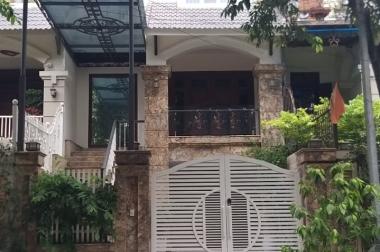 Cho thuê nhà biệt thự Nguyễn Thị Định, 120m2, 4T, tiện ở, văn phòng