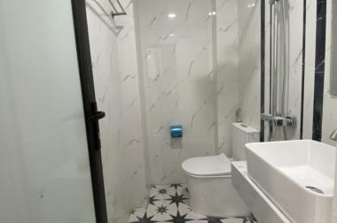 Bán Chung cư mini Giải Phóng siêu đẹp, rẻ, ở ngay gần Đường Chính 30 - 50m2. LH: 0983 169 020