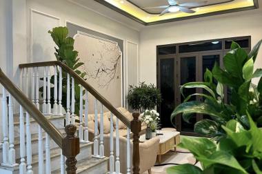 Bán nhà ngõ phố Bình Lộc, ph Tân Bình, TP HD, 68m2, 3.5 tầng, 4 ngủ, mt 4m, ô tô vào tận nơi