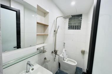 Bán nhà Trần Quý Cáp 35m2 x5T, 3.5 tỷ Ô TÔ