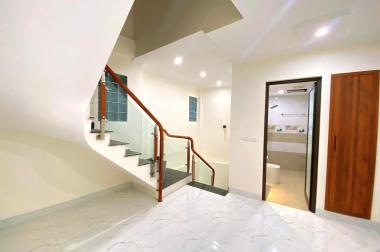 Bán nhà Văn Cao – Quận Ba Đình: Nhà mới, rộng thoáng, an sinh đỉnh 55m2x5T Giá: 6.6 tỷ