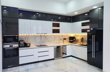 Bán Biệt thự nghĩ dưỡng view sông Đặng Thùy Trâm Bình Thạnh tặng hồ cá KOI 200m2 ngang 10m 4 tầng