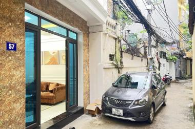 Bán nhà Trương Định , 32m, ô tô đỗ cổng, tặng toàn bộ nội thất, 3,5 tỷ