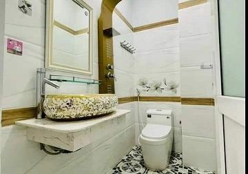 NHÀ GIÁ RẺ, CHƯA TỪNG CÓ TRONG 10 NĂM QUA, CẦN BÁN GẤP, 4,1 X 10, 2 TẦNG, HẺM 4M, CHỈ 3,4 T. -