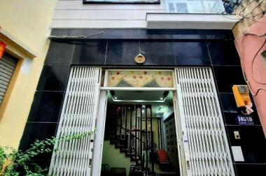 Bán nhà riêng tại Dự án Chung cư Hoa Lư, Hai Bà Trưng, Hà Nội diện tích 70m2 giá hấp dẫn