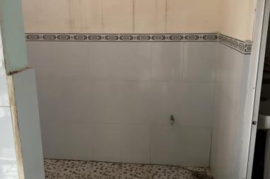 Nhà Long bình, sân XH, đường xe tải thông,  Điện nc đây đủ  2pn, 1wc, Dt 100m2, giá 610 tr