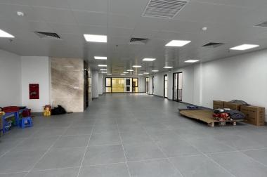 Cho thuê nhà mặt phố Xã Đàn, 150m2, 9T, MT 10m làm ngân hàng, showroom…