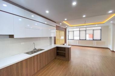 Bán nhà Láng Hạ 55m Phân lô Thang máy Ô tô vào nhà Giá tốt