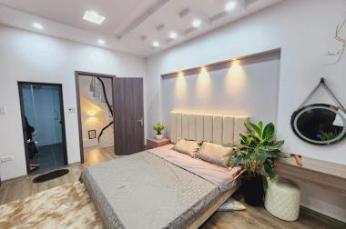 Bán Gấp Nhà Trường Chinh 37m×6T Gần ĐH Y 50m Ra Ô Tô Tránh. Nhỉnh 4 tỷ