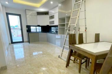 Bán nhà mặt phố Vũ Ngọc Phan 68m Phân lô 2 thoáng 7 tầng thang máy KD giá ngon