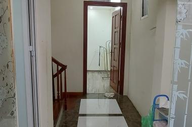 Kinh Doanh, Oto, Phố Nguyễn Khang  42m2 Mt 4m Giá 7.5 Tỷ