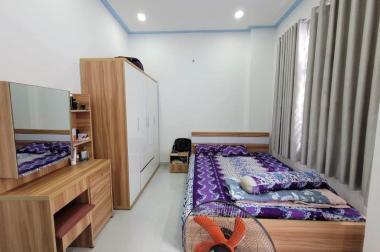 Căn nhà Cách Mạng Tháng Tám, Q3, 4 tầng, giá tuyệt đẹp