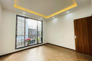 Bán nhà 6 tầng Phố Trường Chinh, cạnh tòa Artemis, ngõ trải nhựa thẳng tắp giá 4.5 tỷ.