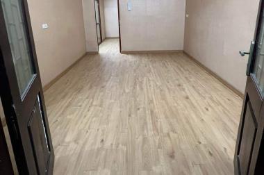💥 Chỉ 2.45 Tỷ - Tập thể Tầng 2 Hồ Thành Công, 65m2 2PN, Gần chợ gần Hồ, SĐCC 💥