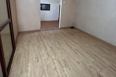 💥 Chỉ 2.45 Tỷ - Tập thể Tầng 2 Hồ Thành Công, 65m2 2PN, Gần chợ gần Hồ, SĐCC 💥
