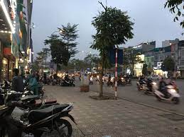Chính chủ nhà mặt phố Võ Chí Công, Quận Tây Hồ, 202m2 mặt tiền 10m