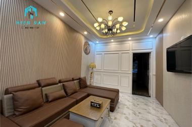 cho thuê nhà 1 trệt 2 lầu mới tinh. Đường Phạm Văn Thuận