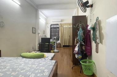 Bán nhà đường Lạc Long Quân, Tây Hồ,  ô tô vào nhà, hai mặt tiền, ở sướng, 52m, 6,5 tỷ