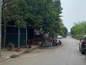 Cho thuê nhà 2 tầng 1 tum mặt đường tầu 5/775 Ngô Gia Tự, Đức Giang, Long Biên, Hà Nội