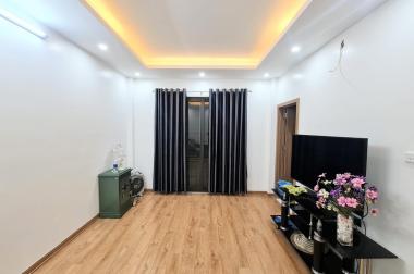 BÁN GẤP NHÀ PHỐ HOÀNG MAI , DT 30M2 , 5 TẦNG LONG LANH , MT 5M , GIÁ CHỈ NHỈNH 3 TỶ.