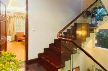 Tôi bán nhà liền kề TT3 TT4 KĐT Văn Quán gần hồ Văn Quán 68m2 chỉ 9.19 tỷ. LH 0989.62.6116