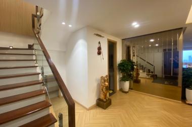 Duy nhất 1 căn duplex 235m2 gần Royal City, sổ đỏ giá chưa đến 9 tỷ. LH: 0368438585