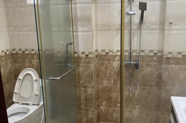 Cho thuê căn hộ Phố Đội Cấn, Ba Đình. Dt 40m2. Phòng ban công thoáng, Full đồ. Chỉ 3.8tr
