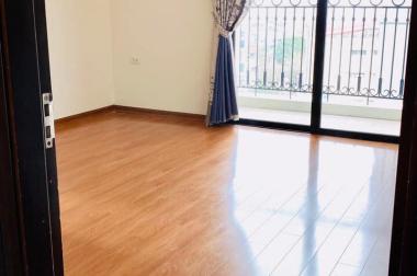 Nhà mình bán căn hộ Times City 2 phòng ngủ, lô góc 98m2, slot ô tô, bao phí, 5 tỷ