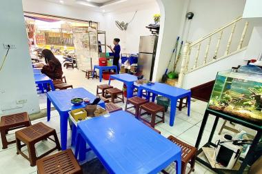 Bán nhà Hào Nam 40m Ô tô vào nhà mặt tiền rộng Kinh doanh Giá mềm
