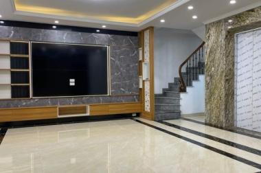 Bán Nhà 50m2x 5tầng, Phân Lô Quân Đội - Nhà Đẹp đầy đủ Nội Thất ,Cách 10m ô tô tránh Chỉ 12,x tỷ