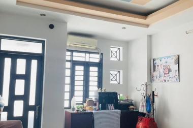 Nhà Mới 4 Tầng Ngay Chợ Hạnh Thông Tây 68m2 chỉ 5,7 tỷ