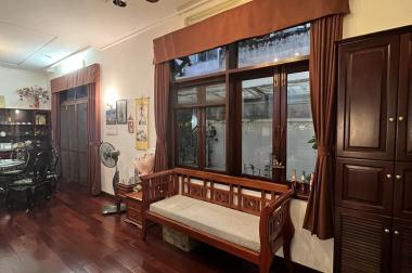 Bán gấp khu Biệt thự Víp Phổ Quang, Tân Bình, 200m2, ngang 10m, 3 tầng mái thái, 45 tỷ.