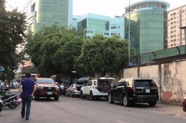 Bán gấp khu Biệt thự Víp Phổ Quang, Tân Bình, 200m2, ngang 10m, 3 tầng mái thái, 45 tỷ.