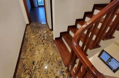 Bán Nhà Phố Trạm, Cổ Linh, 50m2, 5 Tầng, Phân Lô, Gara Ô TÔ, Kinh Doanh, Nhỉnh 6 Tỷ 