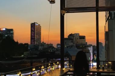 CẦN CHO THUÊ HOẶC SANG NHƯỢNG LẠI QUÁN ROOFTOP TẠI QUẬN 1