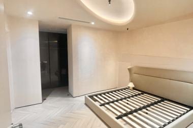 Bán chung cư Golden Park Dương Đình Nghệ, 130m2, 3 ngủ, nội thất hiện đại cao cấp