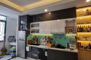 Nhà MTKD ngay sân bay, 95m2, ngang to 4.2m, 4 lầu Nguyễn Văn Công, tiềm năng, 18 tỷ