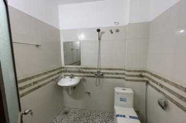 Nhà Phú Lãm 4 tầng 2,32 tỷ ở TT phố Xốm gần ĐH Đại Nam chợ Xốm. Cách BX Yên Nghĩa 10p